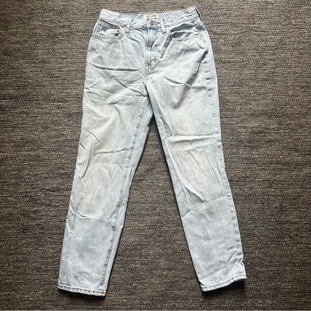 Madewell The Perfect Vintage Jean Women 27 Light wash Distressed Denim Beach